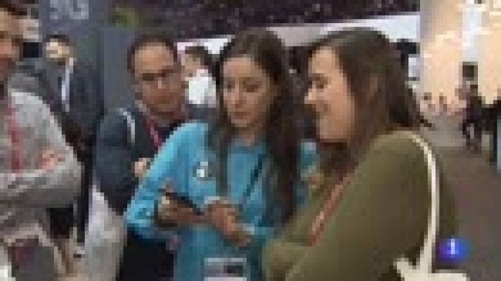 Telediario 1 - Telefónica lanza Aura, su asistente virtual personal