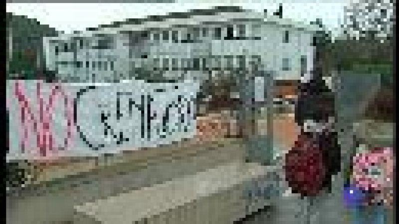 Protesta per la construcció d'un crematori a Sant Antoni 