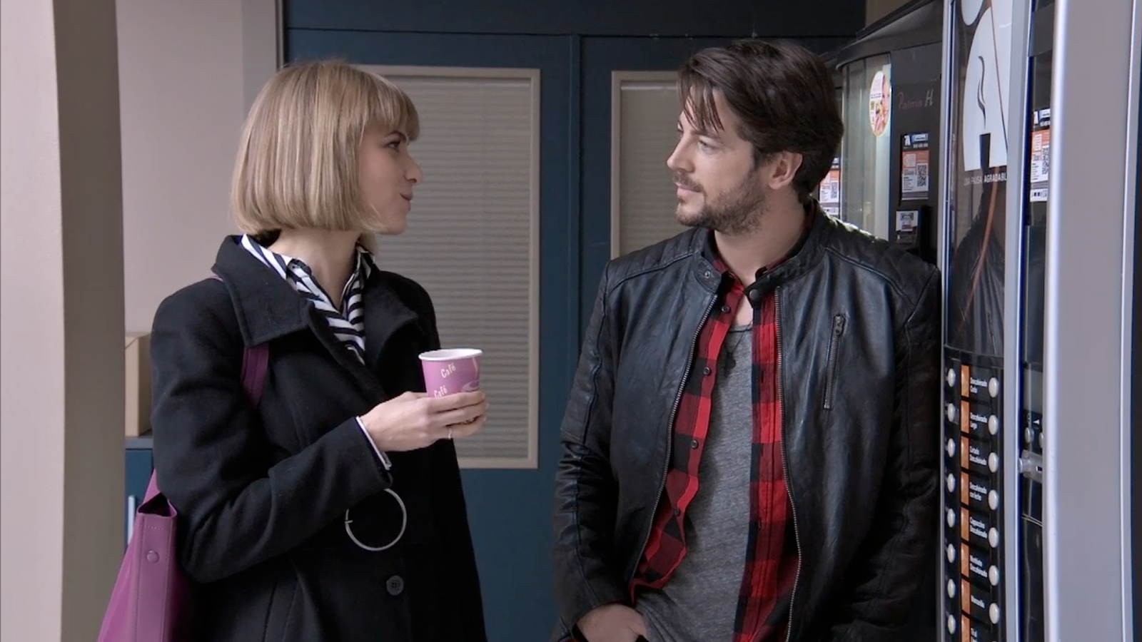 Servir y Proteger - Iker Lemos invita a Nerea a salir