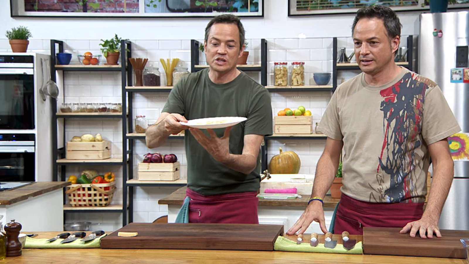 Torres en la cocina - Sopa de parmesano y bacalao al pil-pil - ver ahora