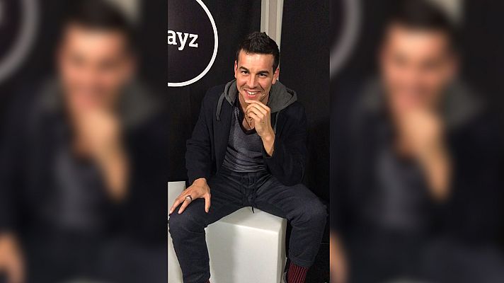 Playzlist - Mario Casas presenta en directo 'Bajo la piel del lobo' - Playzlist | Ver