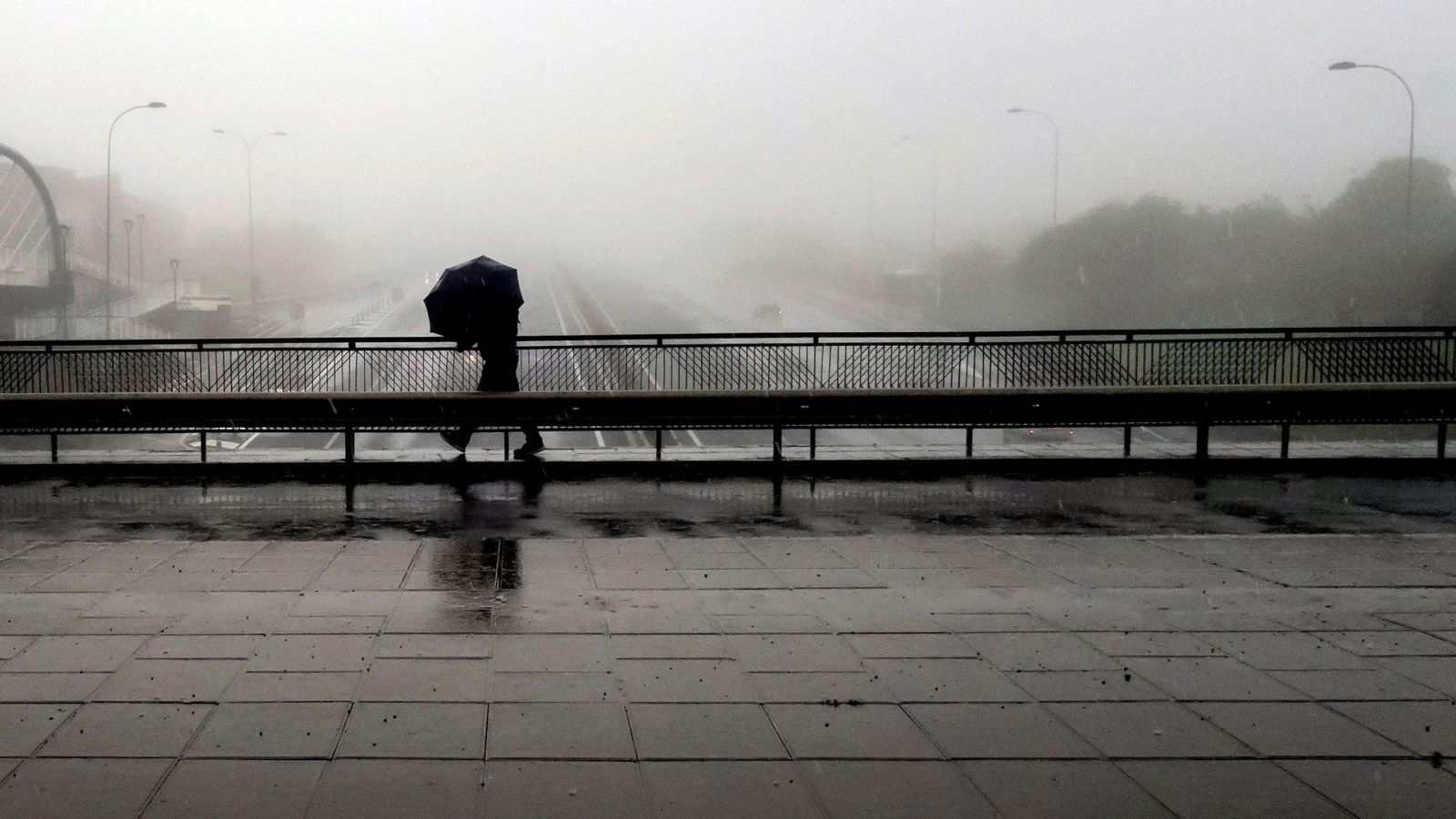 El tiempo: Precipitaciones localmente fuertes en amplias zonas del sur y oeste peninsular | RTVE Play