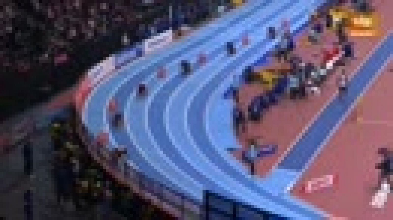 Husillos acaba primero en 400 metros - Atletismo | Ver