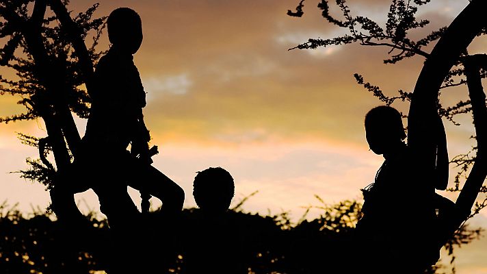 Otros documentales - La Tribu: aquí manda el hombre