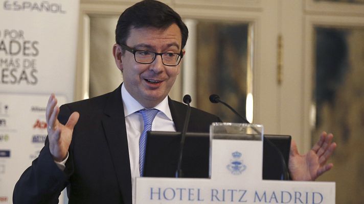 Telediario 1 - Rajoy nombra a Román Escolano como nuevo ministro de Economía en sustitución de Guindos