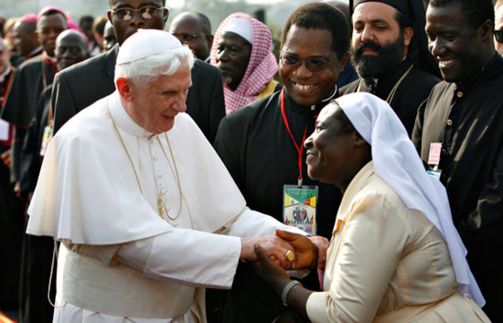 El Papa Benedicto XVI ha llegado a Camerún.