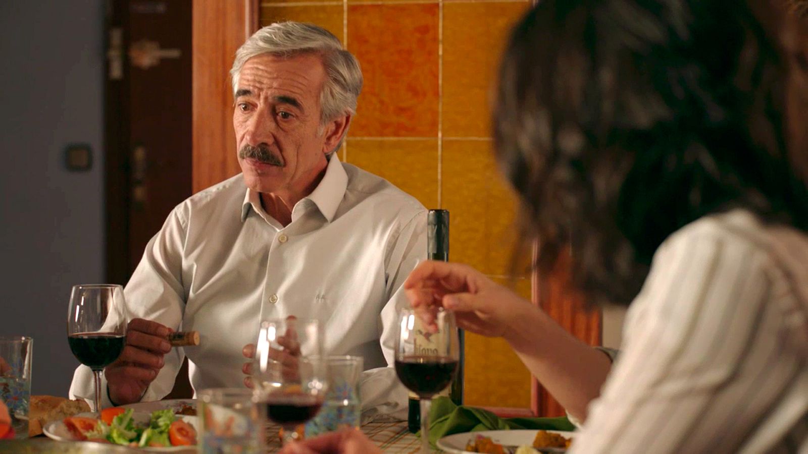 Cuéntame cómo pasó - Los Alcántara preparan la Operación Paquita