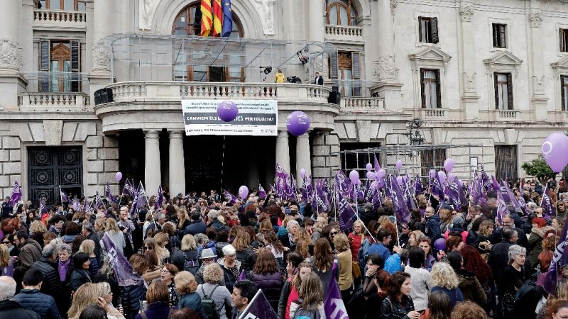 L'Informatiu - Comunitat Valenciana 2 - 08/03/18 - ver ahora