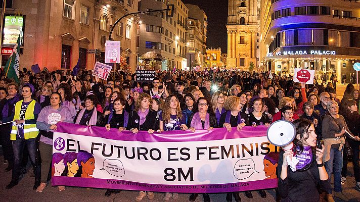 Los desayunos - Los políticos celebraron a su modo el Día de la Mujer, pero no todos respaldaron la huelga