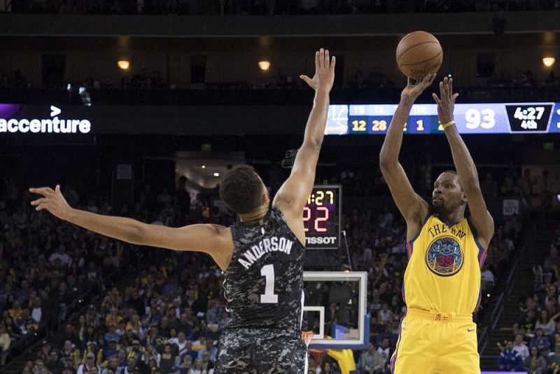 Durant surge como el líder ganador en una jornada de homenaje a la mujer - Baloncesto en RTVE | Ver