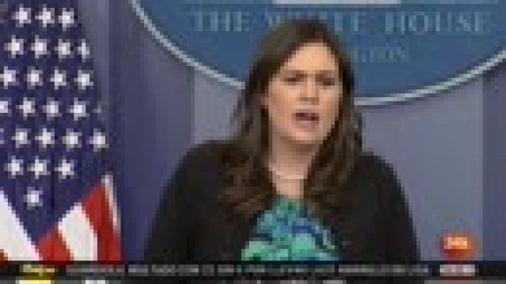  - Sanders anunciando que Trump no se reunirá con Kim Jong-un si Corea del Norte no aplica "acciones concretas".