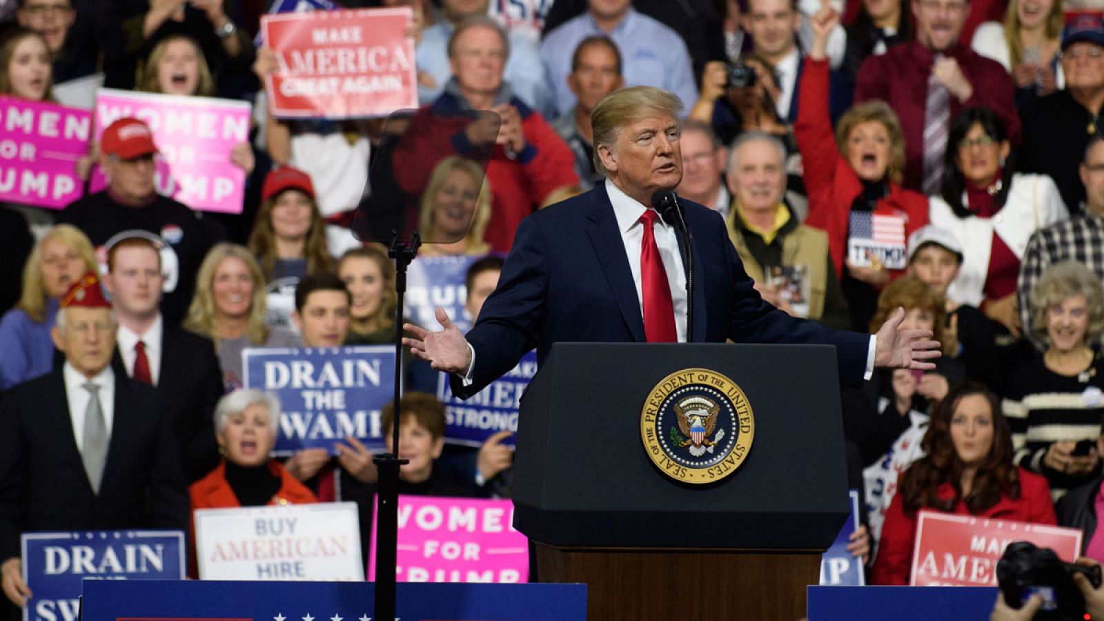 "Vuestro acero va a volver. El acero extranjero es basura" ha dicho el presidente de EE.UU. en Pensilvania.