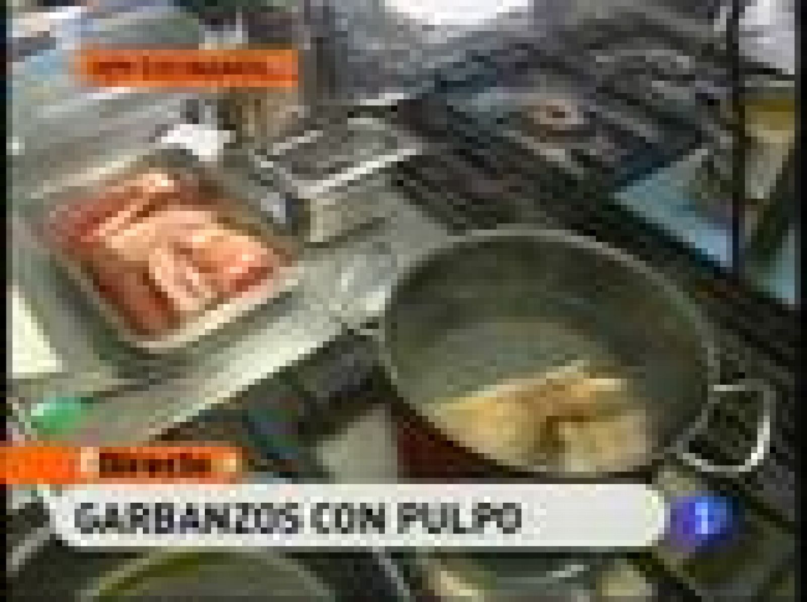 Ingredientes:

300 gr. de garbanzos
1 Kg. de pulpo
100 g. de morcillo
50 g. de tocino
50 g. de panceta
100 g. de gallina
50 g. de chorizo
100 g. de careta de cerdo
1 hueso de vaca
Pimentón
Aceite
Sal 

Restaurante: Serrano
Calle Portería, 2
Astorga (León)
Teléfono: 987 617 866
www.restauranteserrano.net
