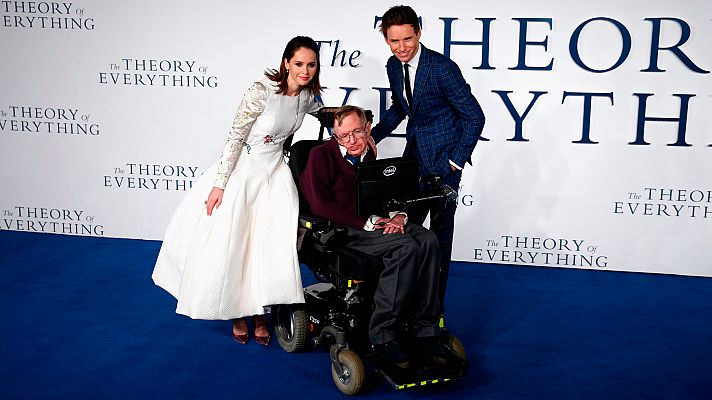 Hawking, un científico convertido en icono popular