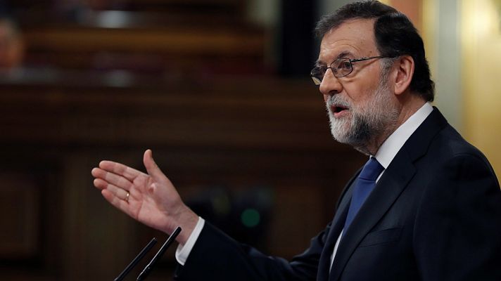 Rajoy afirma que le parece "razonable" subir las pensiones más bajas en línea con el IPC