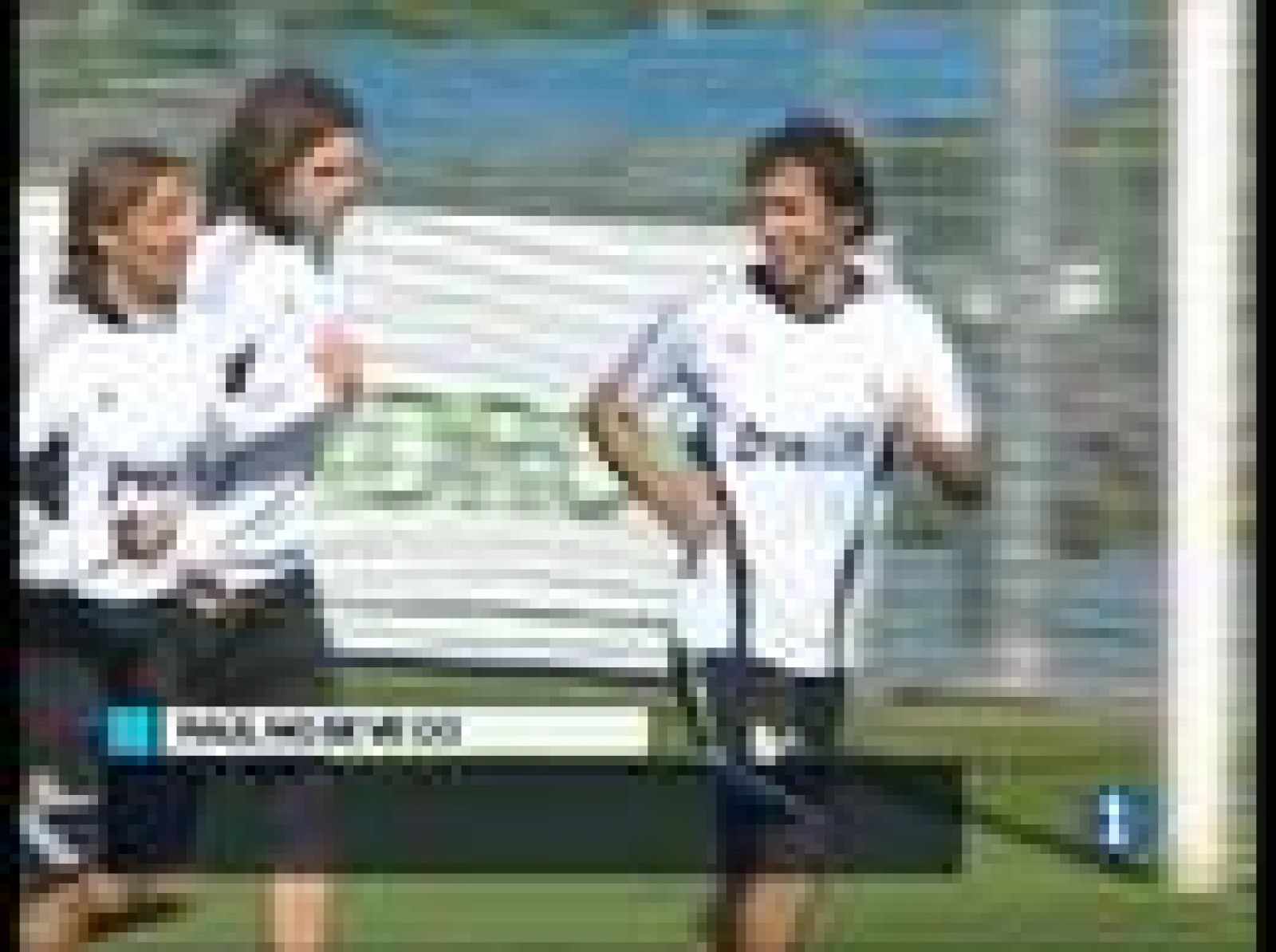 El delantero madridista Raúl González ha declarado que "no me quita el sueño jugar en la selección", como si ya lo tuviese asumido.