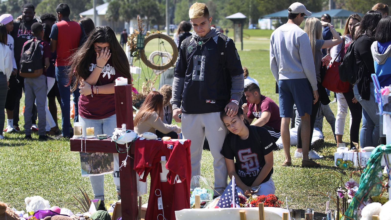 Miles de estudiantes marchan por el endurecimiento del control de armas en Estados Unidos