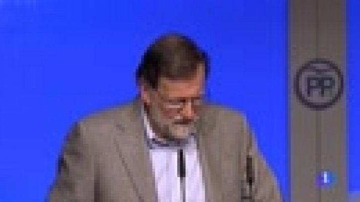 Rajoy pide al PSOE que "rectifique" con la prisión permanente revisable