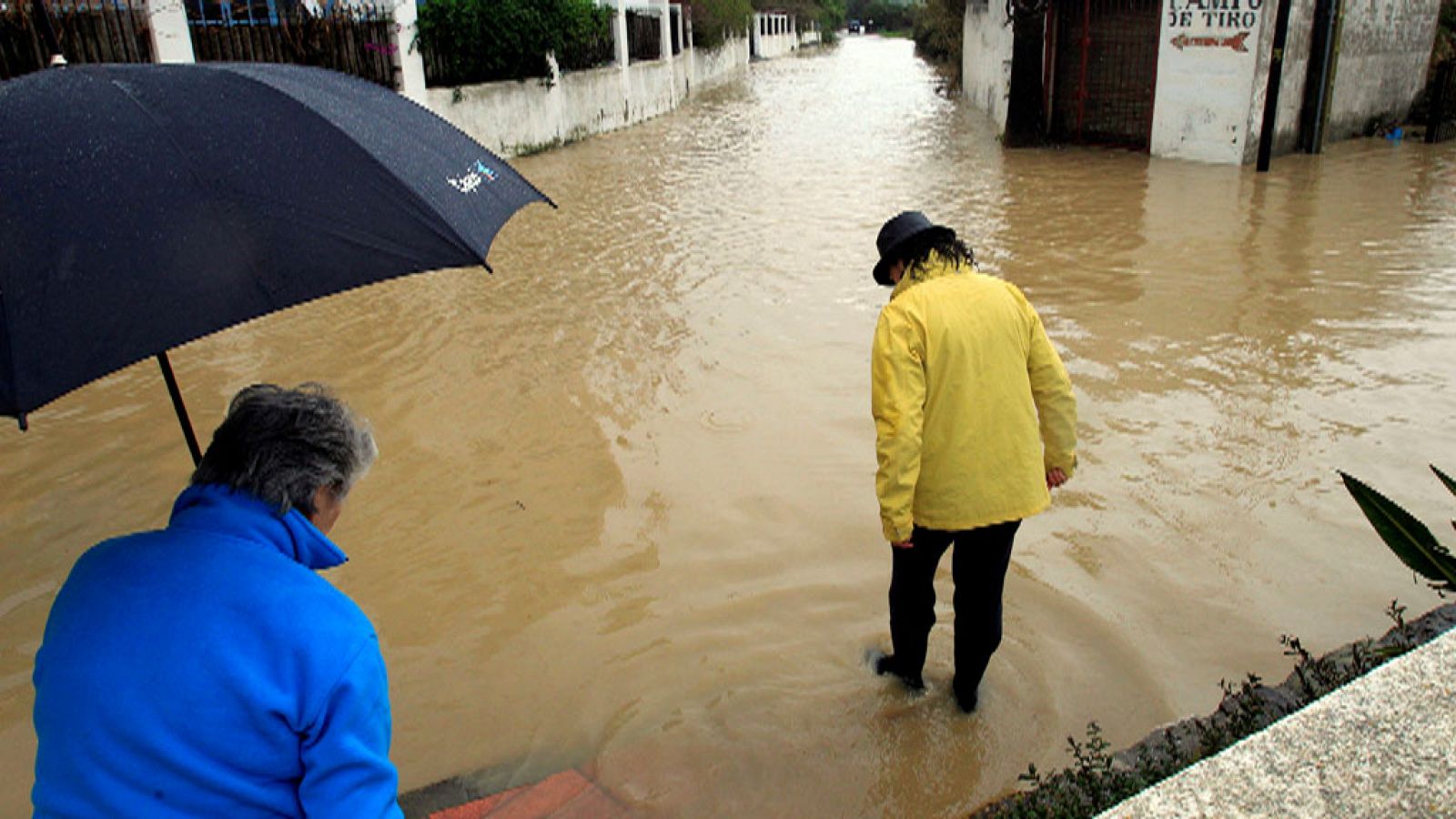 El tiempo: Precipitaciones fuertes en Mallorca y Menorca. Posibilidad de precipitaciones localmente fuertes y/o persistentes en el Cantábrico | RTVE Play