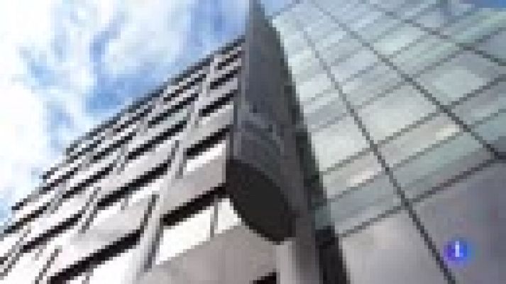 Telediario 1 - Cambridge Analytica suspende a su director