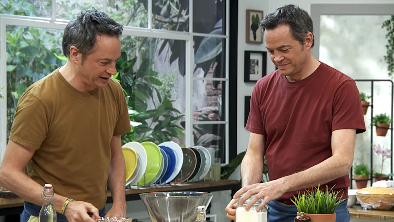 Torres en la cocina - Coca de verduras y salteado de cabrito - ver ahora