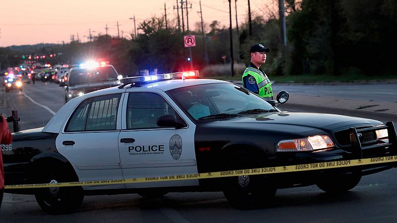 Muere el presunto atacante que atemorizó a Texas con cinco explosiones