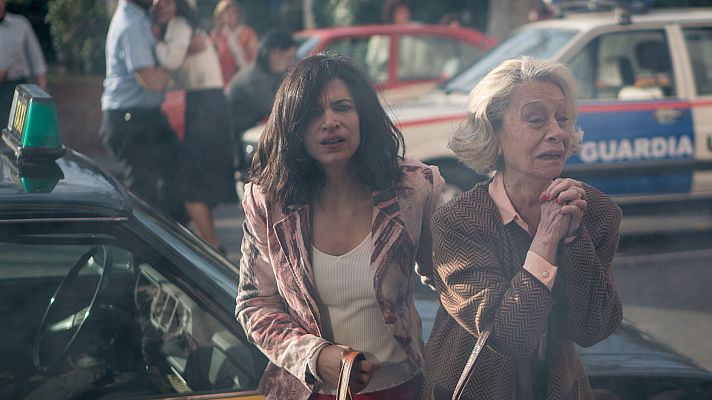 Cuéntame cómo pasó - Marcos y Oriol, sorprendidos por el atentado de Hipercor