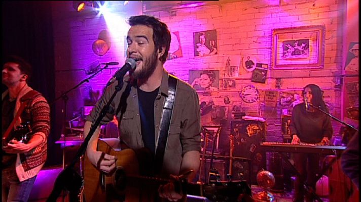 Músics - Exili Elba - Canta: Exili Elba