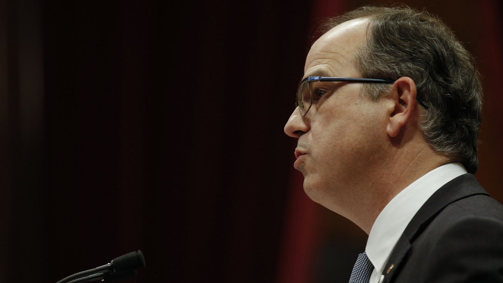 El candidato a la Presidencia de la Generalitat, Jordi Turull, ha asegurado en el pleno de investidura de este jueves que seguirá buscando el diálogo con Mariano Rajoy