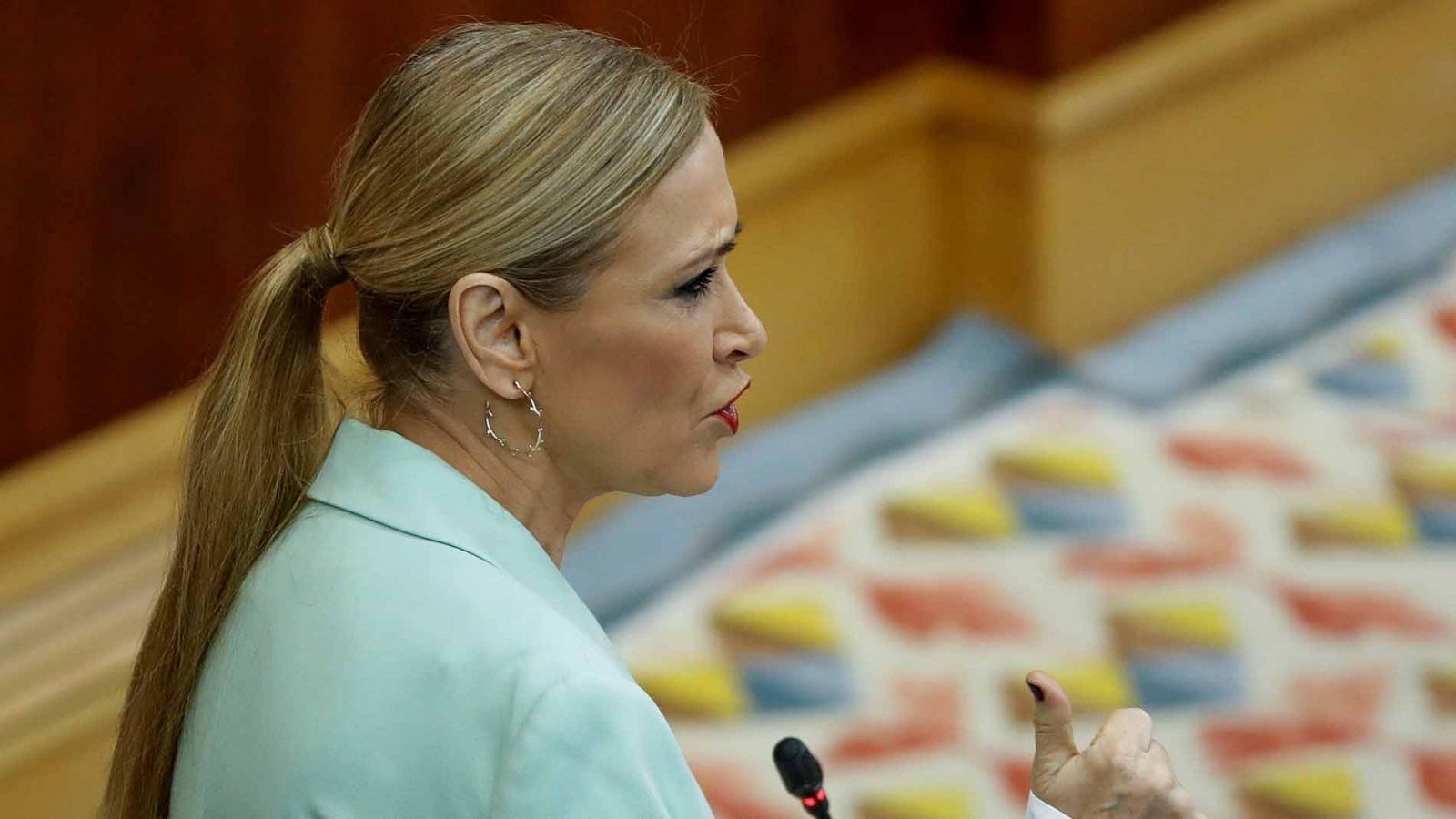 La URJC abre una investigación sobre las notas de Cifuentes en 2014