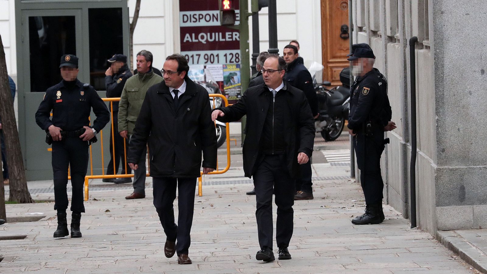 Cataluña: El juez procesa a  Puigdemont, Turull y Junqueras y a otros 10 investigados por rebelión -RTVE.es