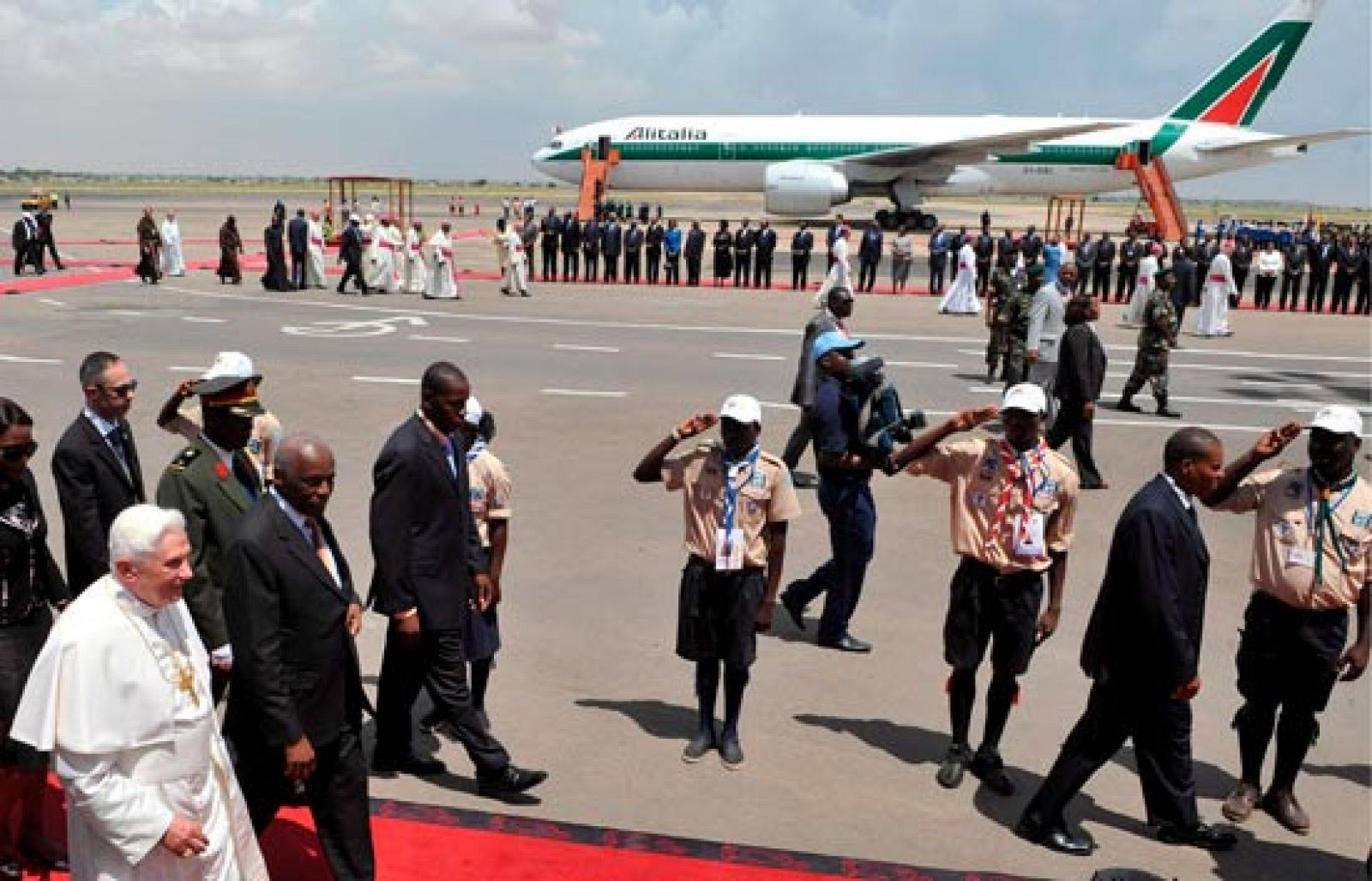 El Papa ha llegado a Angola.