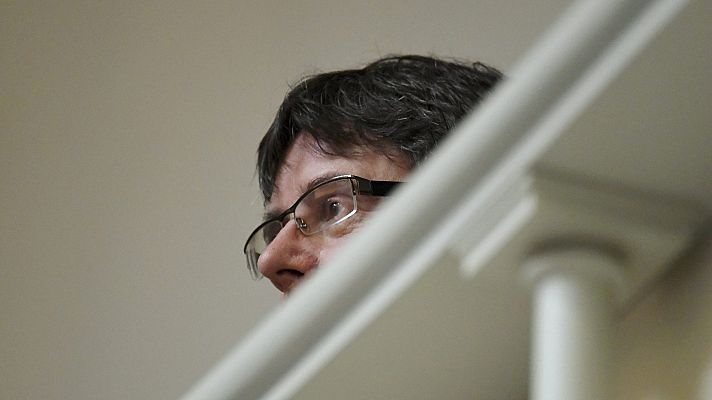 Telediario 1 - El abogado de Puigdemont dice que ya no está en Finlandia