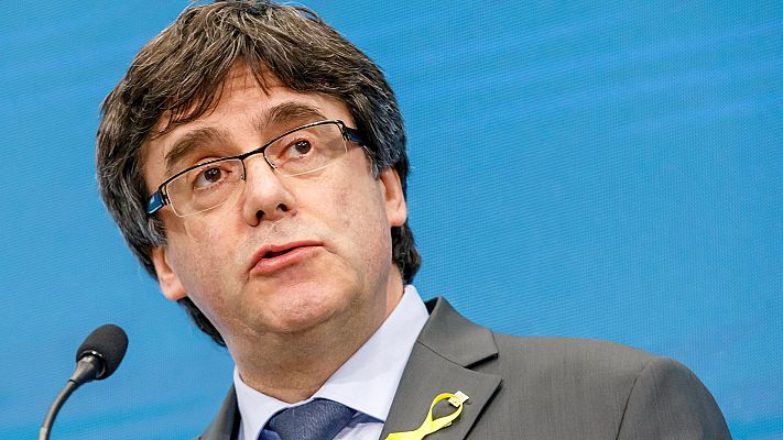 El Parlament celebrará un pleno urgente el miércoles a las 10:00 para defender la investidura de Puigdemont