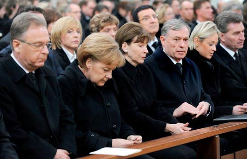 Multitudinario funeral en Alemania