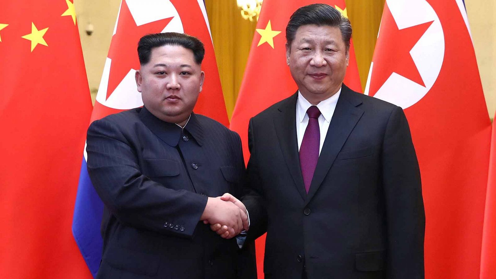 Kim Jong-un proclama en China su compromiso con la desnuclearización de Corea