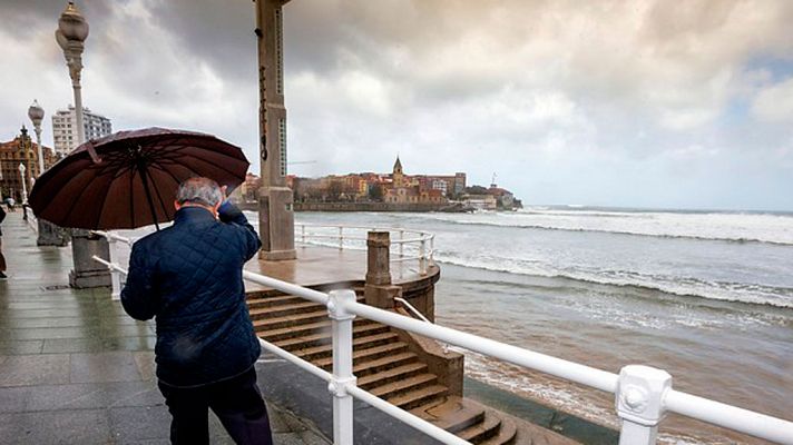 Nevadas y vientos fuertes en noroeste peninsular   