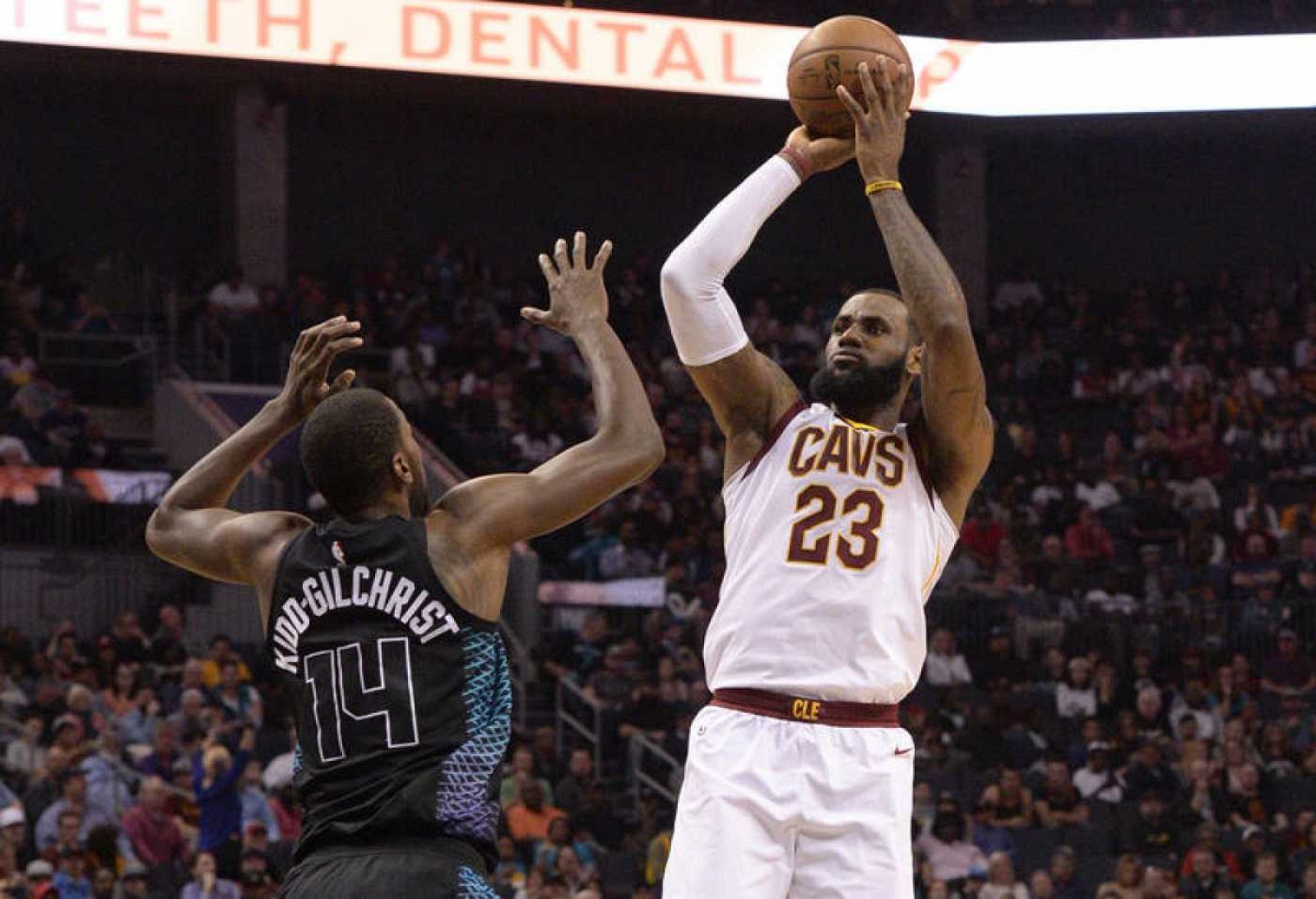 LeBron iguala a Jordan como el rey de la consistencia ofensiva | Ver