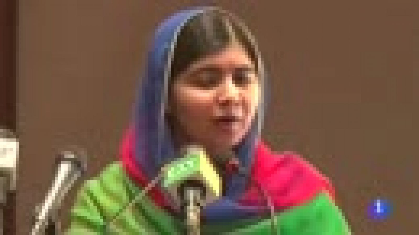 Malala, en Pakistán: "Estoy muy feliz de volver, he soñado con este momento durante años"