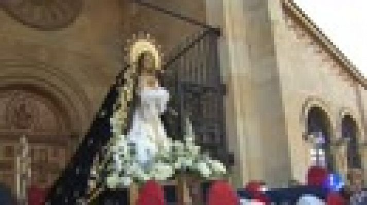 Telediario 1 - Así se han vivido el resto de procesiones de Semana Santa