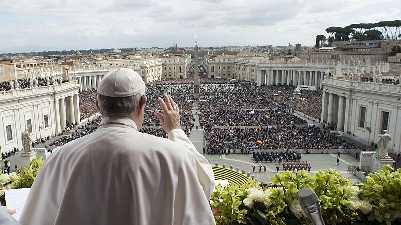 El papa preside la misa del Domingo de Resurrección y la bendición 'Urbi et orbi'