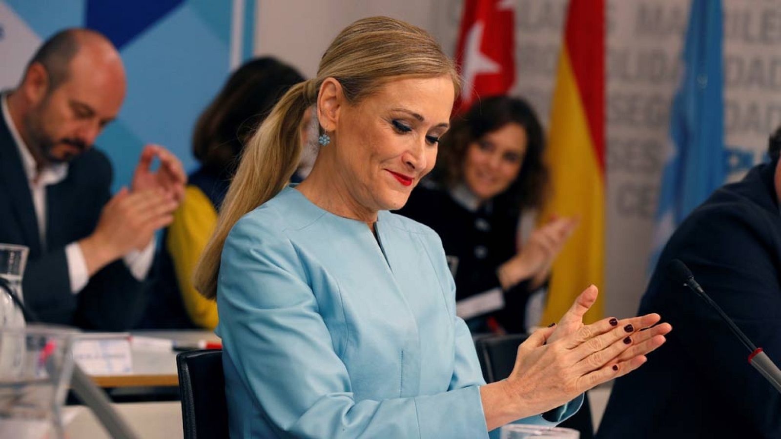 Cifuentes se matriculó en el máster tres meses despues de empezar las clases, según Eldiario.es - Informativo 24h | Ver