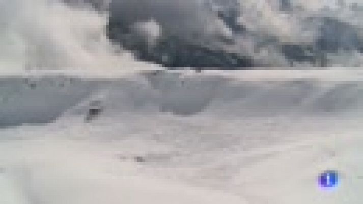 Telediario 1 - Uno de los tres alpinistas españoles fallecidos por una avalancha en Suiza es el guía del grupo