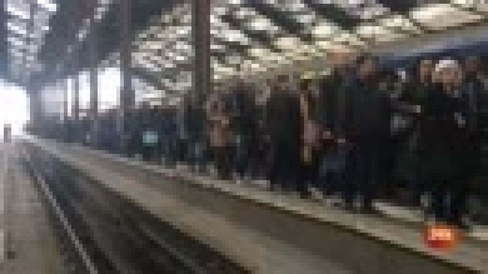 Informativo 24h: Primera jornada de huelga en los ferrocarriles de Francia con un seguimiento "masivo" | RTVE Play