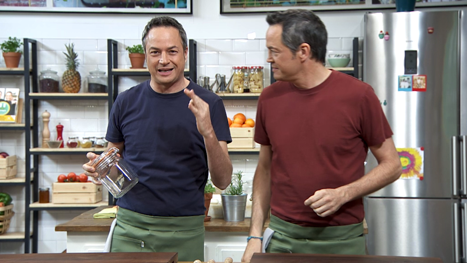 Torres en la cocina - Cocina en bote - ver ahora