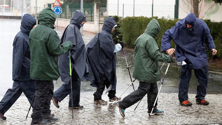 Precipitaciones localmente fuertes o persistentes en el oeste de Galicia. Intervalos de viento fuerte en la meseta Norte, zonas altas y litorales del norte peninsular