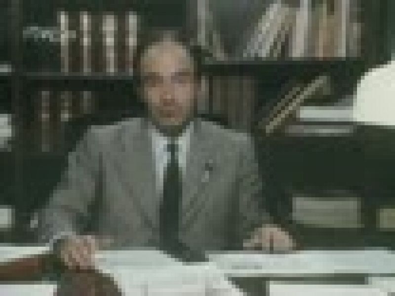  Parlamento - 40 aniversario - Sus señorías: Miquel Roca - 08/05/1982