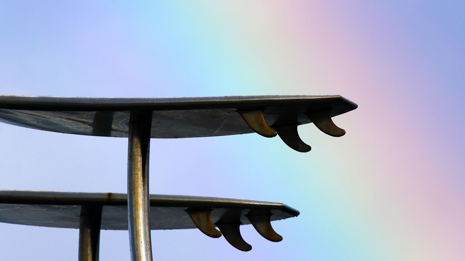 Juanjo Fernández y Sara Urresti ganan el Tapia Goanna Pro y son los líderes de LaLigaFESURFING