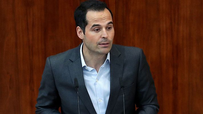 Informativo 24h - Aguado a Cifuentes: "Nadie la conoce ni en clase ni en los exámenes".