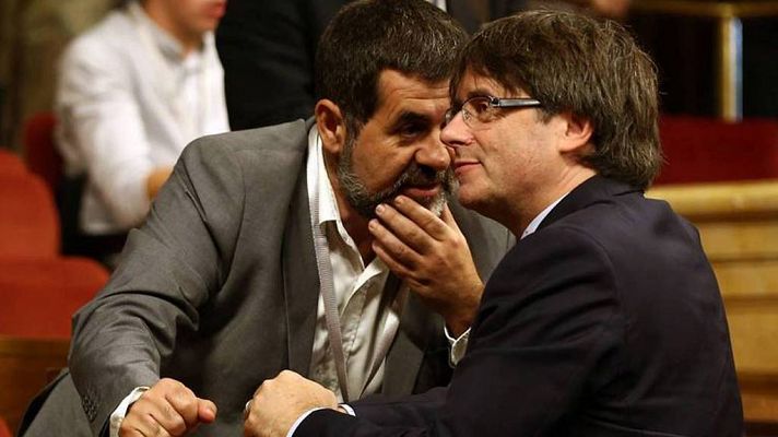 Sànchez acepta volver a ser candidato a president tras la renuncia de Turull y el apoyo de Puigdemont